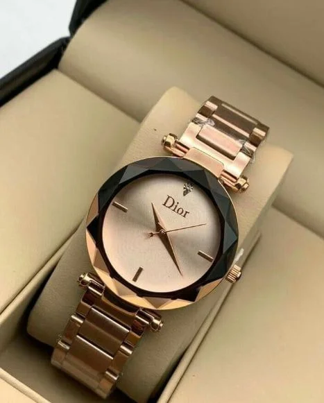นาฬิกาข้อมือ Dior รุ่น Gem Dio